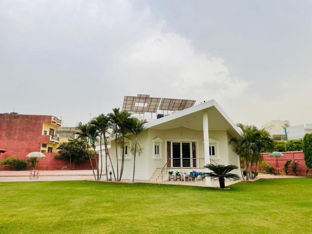 Palm Familia-6bhk Italian With Cook Jaipur