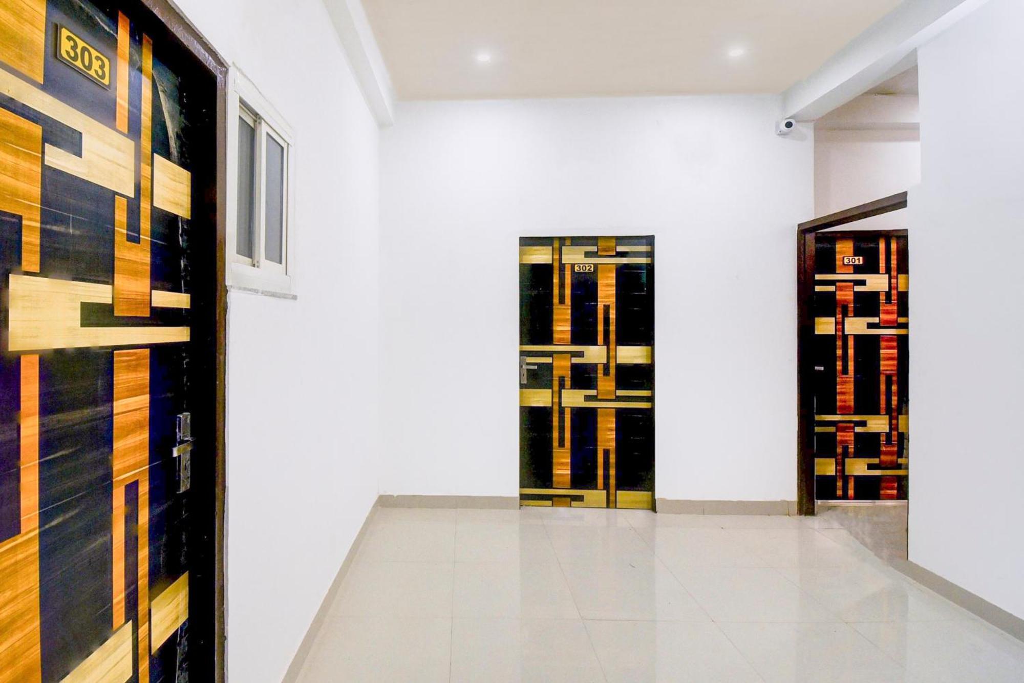 Hotel O Black Rock 3*