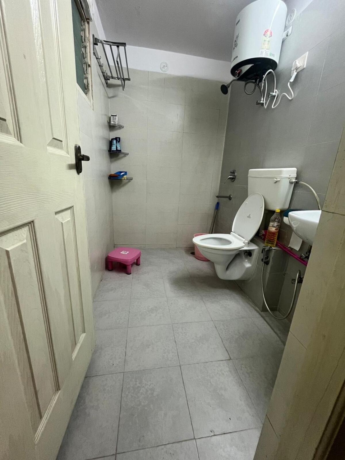 A Modern & Homely