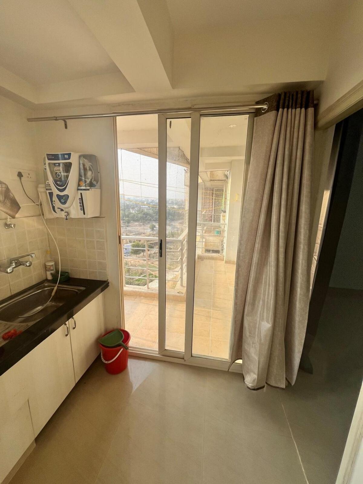 A Modern & Homely Apartment *
