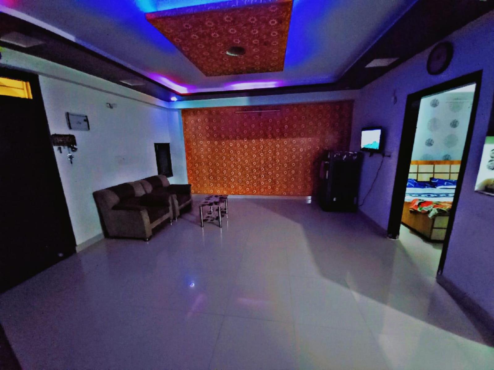 Homestay A Luxurious, Romantic Escape - 3 Bhk