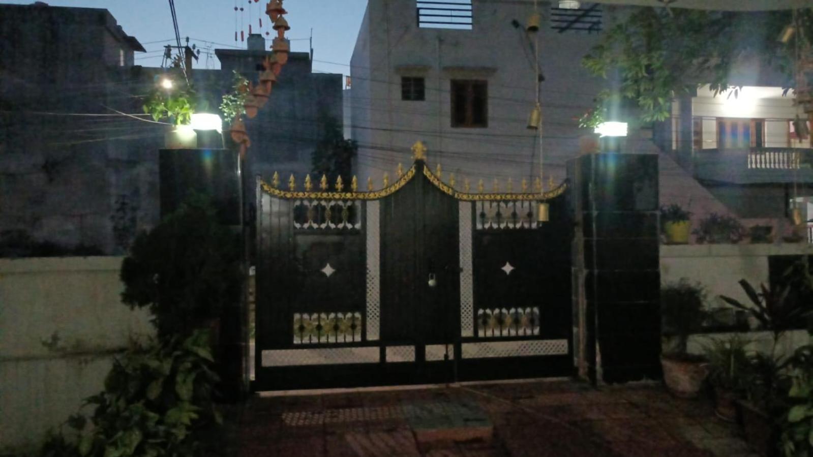 Vishal Guest house