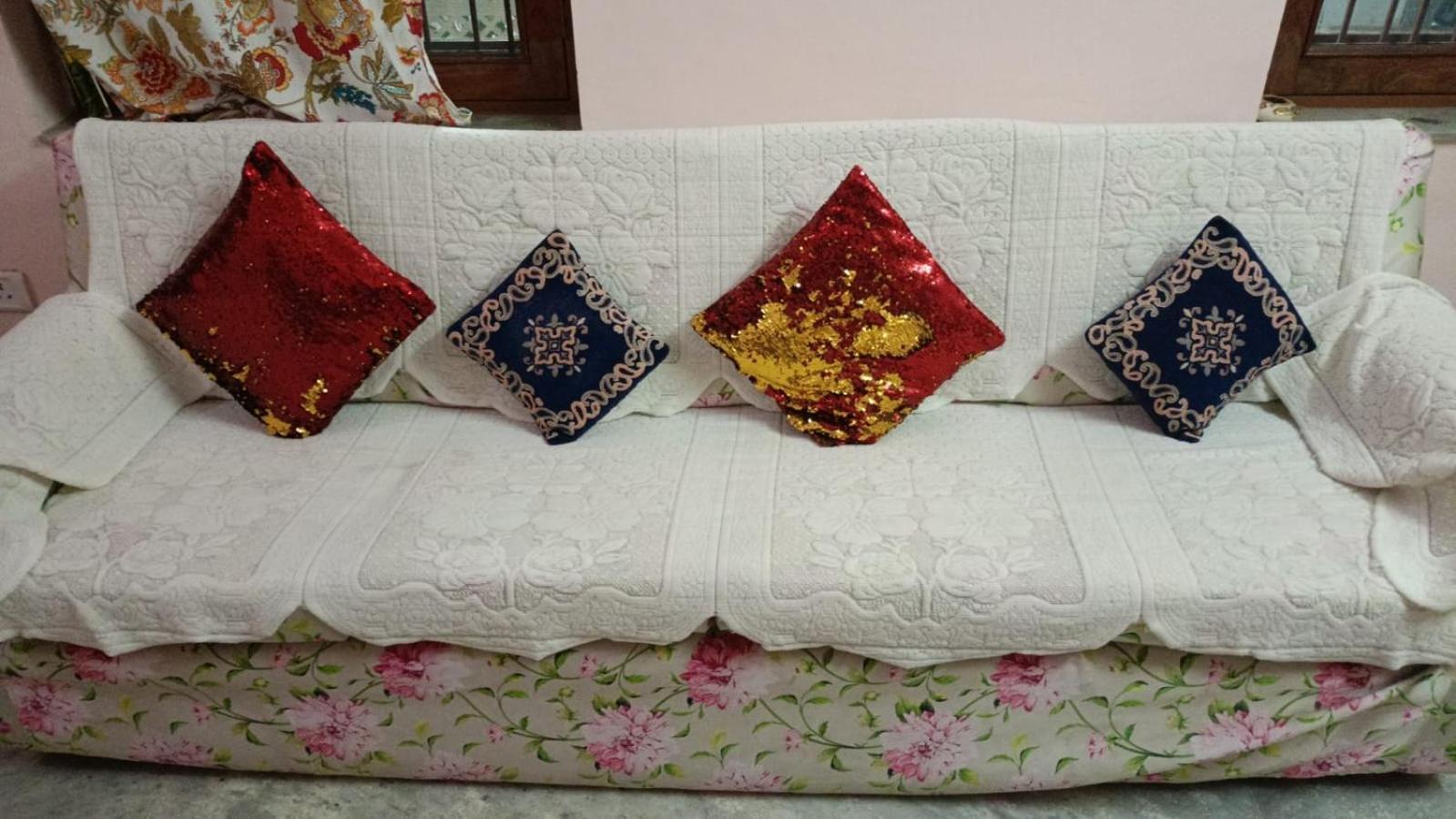 Vishal Guest house