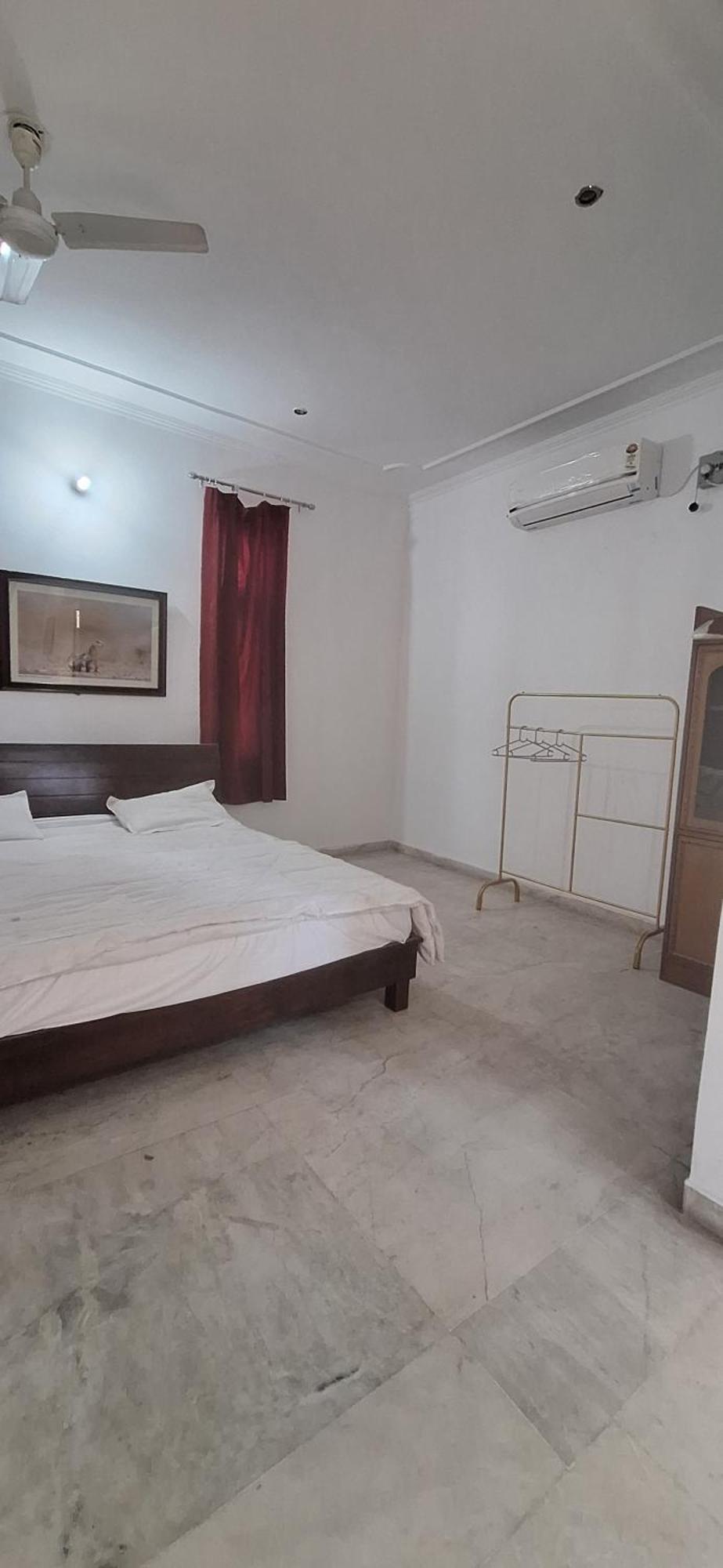 Resort Jhalana Retret ,farm ,pool, Mountain View Jaipur