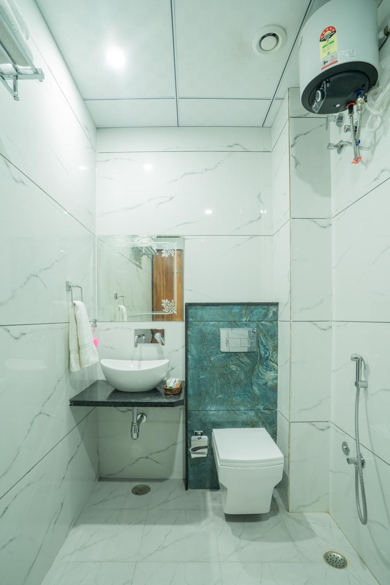 Hotel De Grand Dwarka-Near Jaipur Airport Hotel