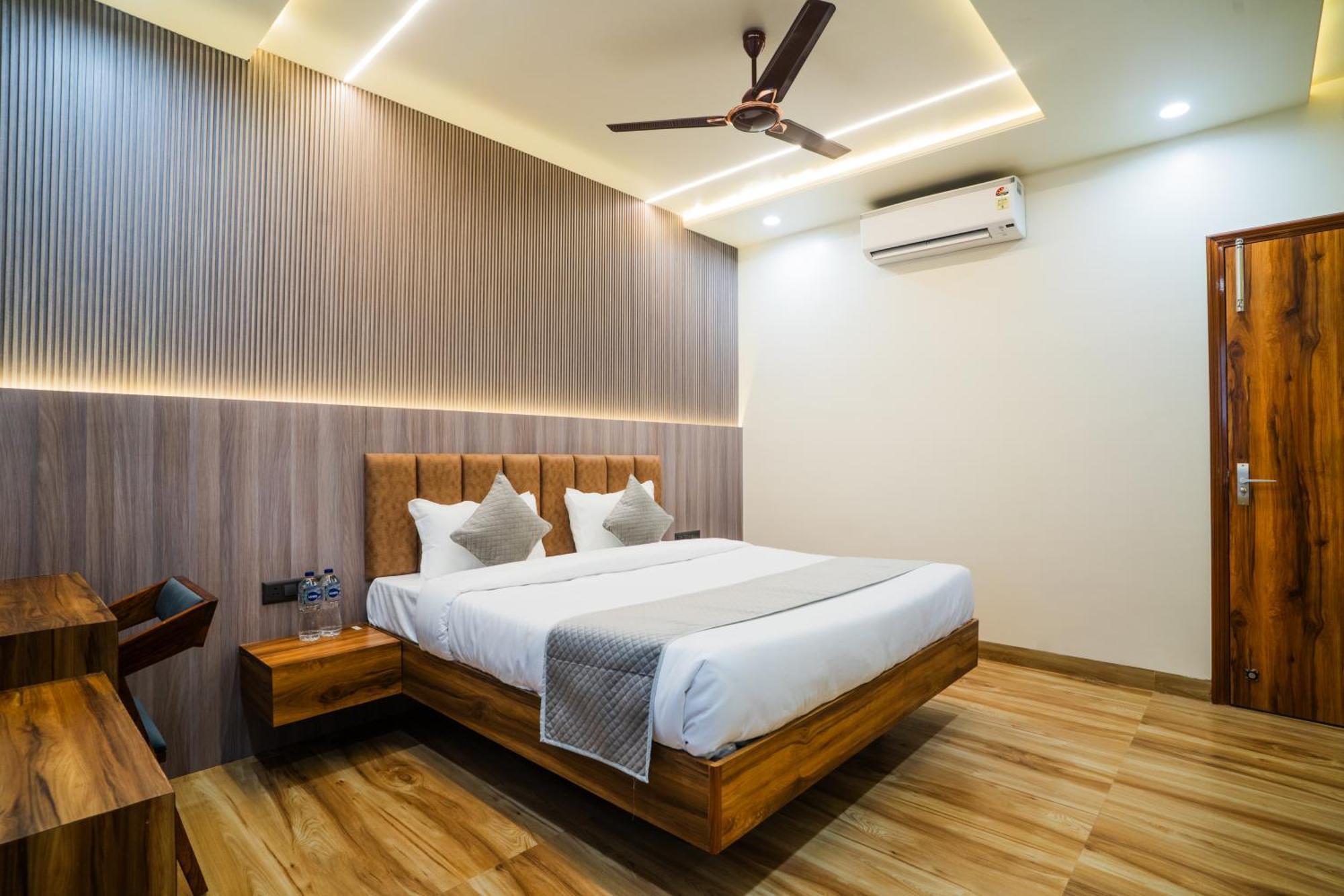 Hotel De Grand Dwarka-Near Jaipur Airport Hotel Jaipur