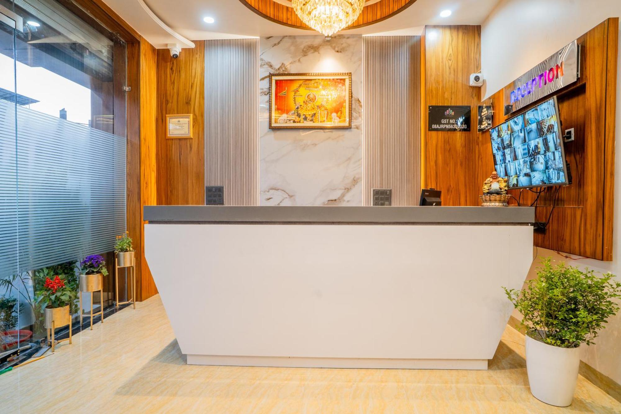 Hotel De Grand Dwarka-Near Jaipur Airport Hotel