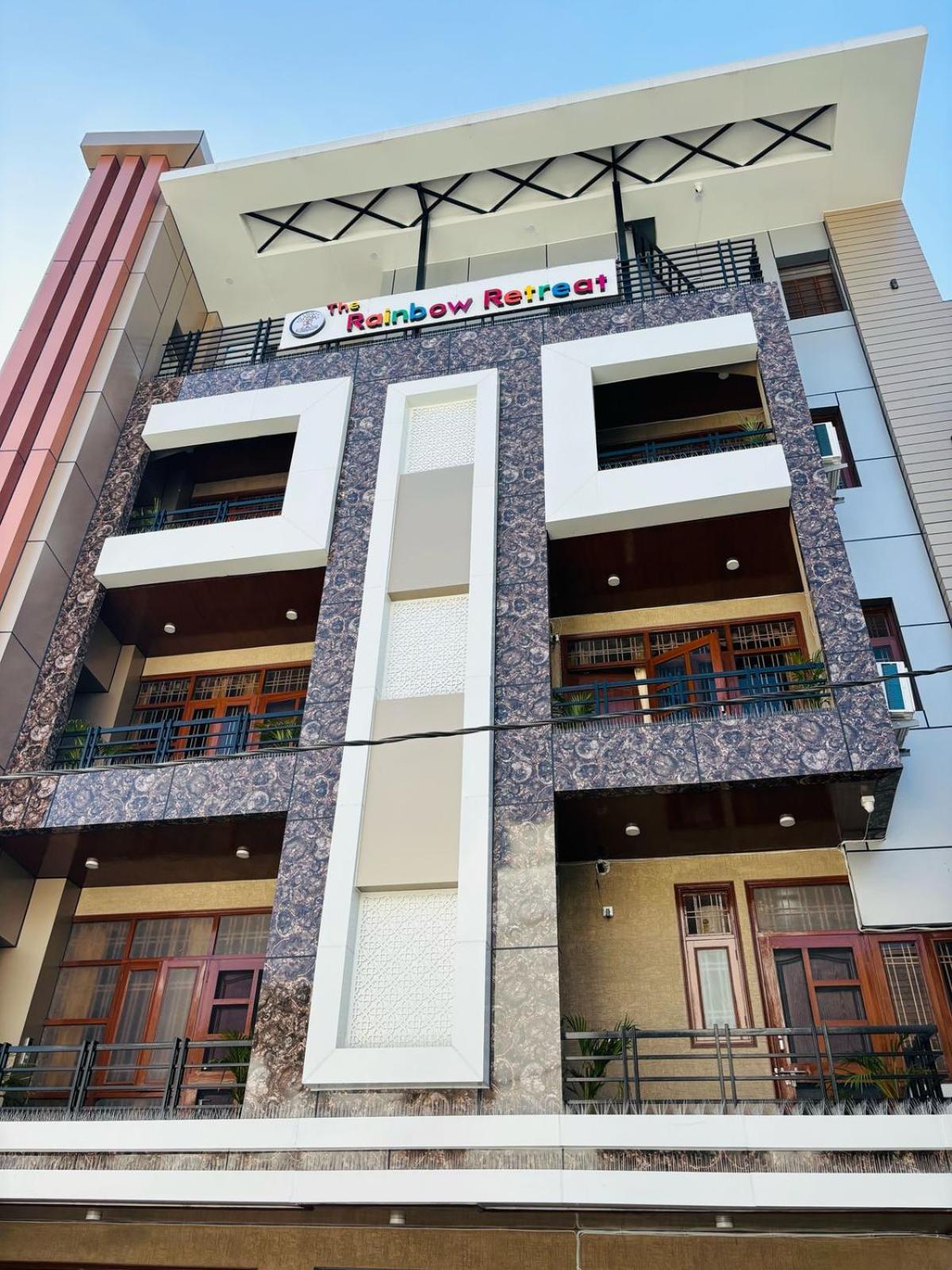The Rainbow Retreat By Divine Hospitality Hotel Jaipur