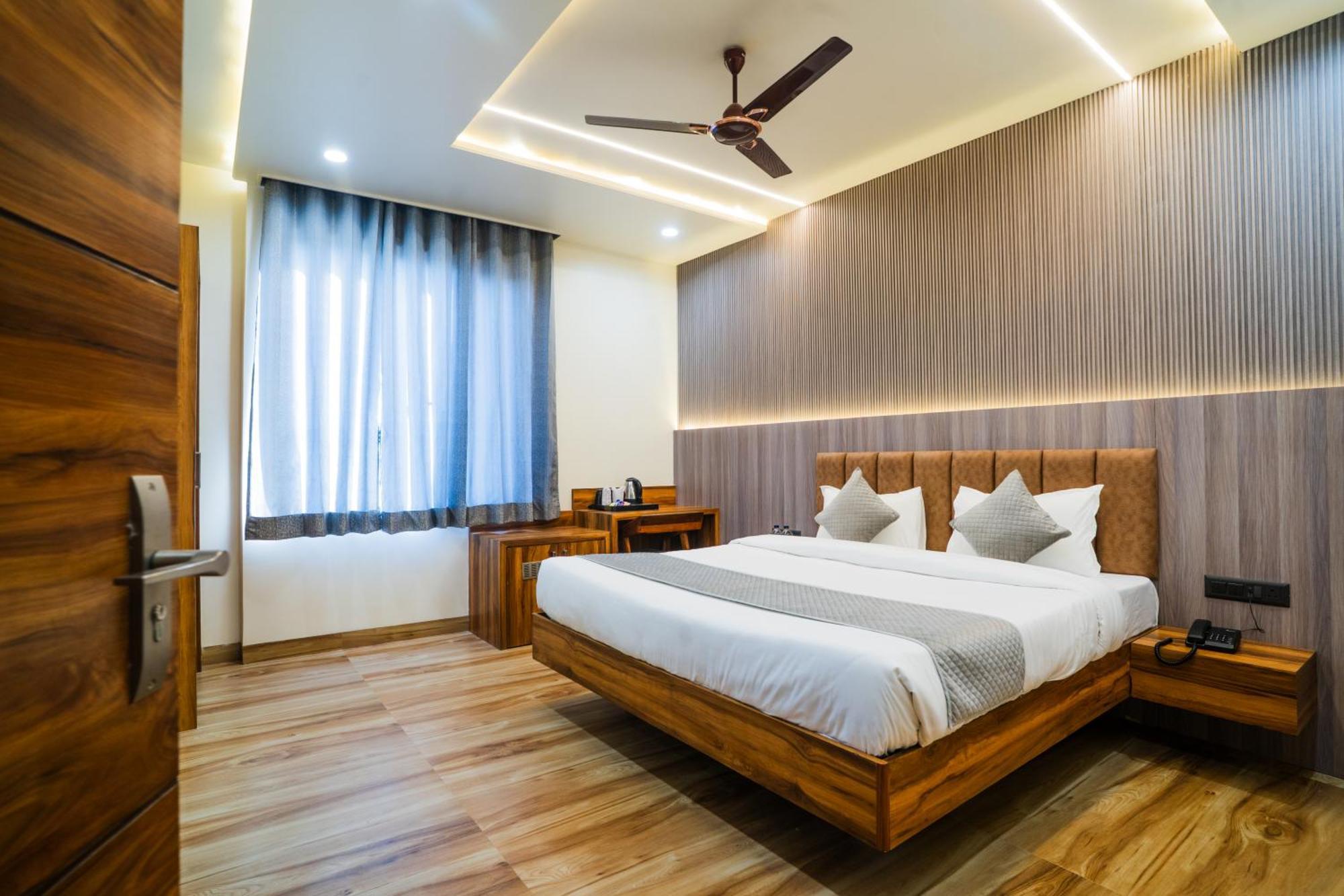 Hotel Hotel De Grand Dwarka-Near Jaipur Airport