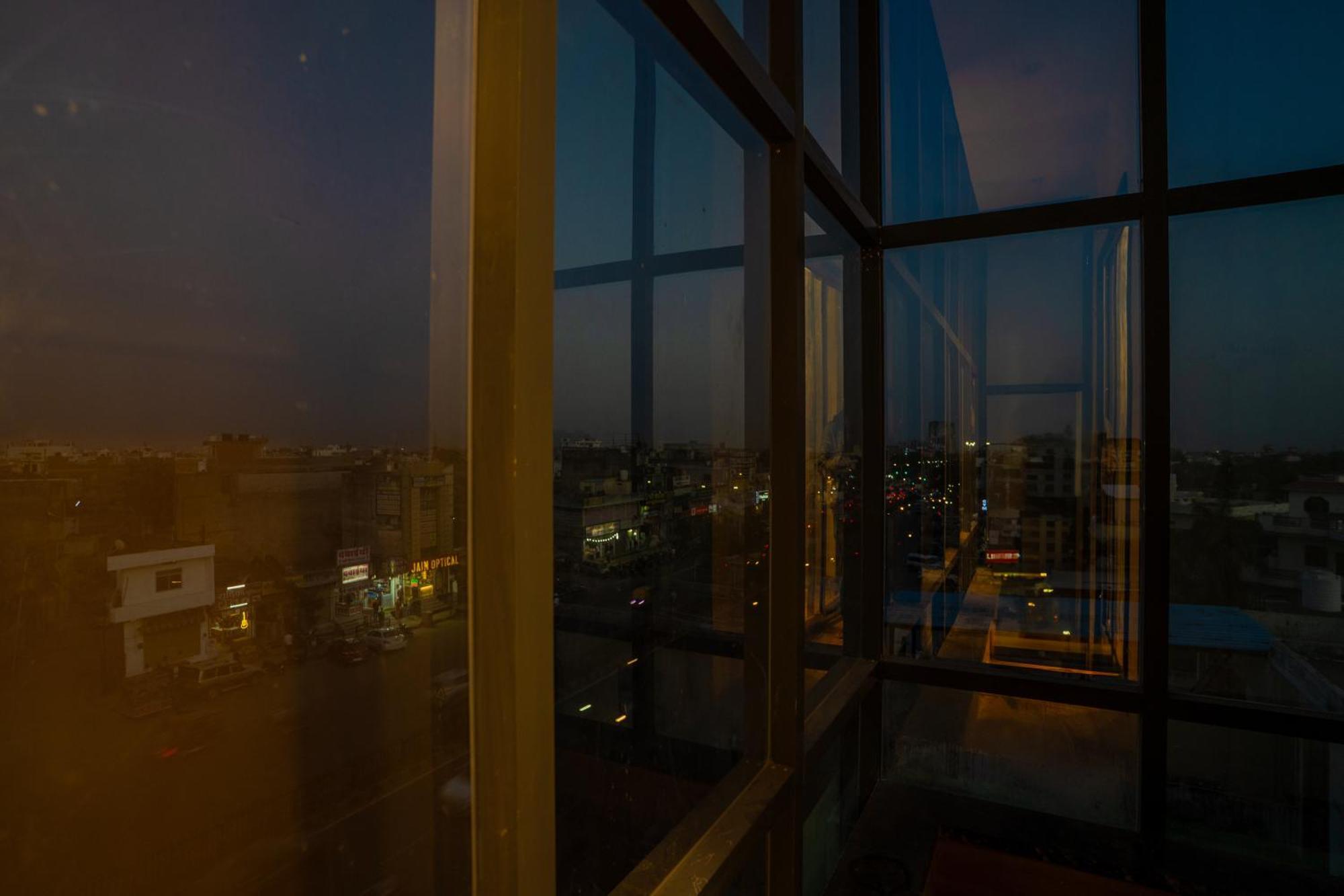Hotel De Grand Dwarka-Near Jaipur Airport 3*
