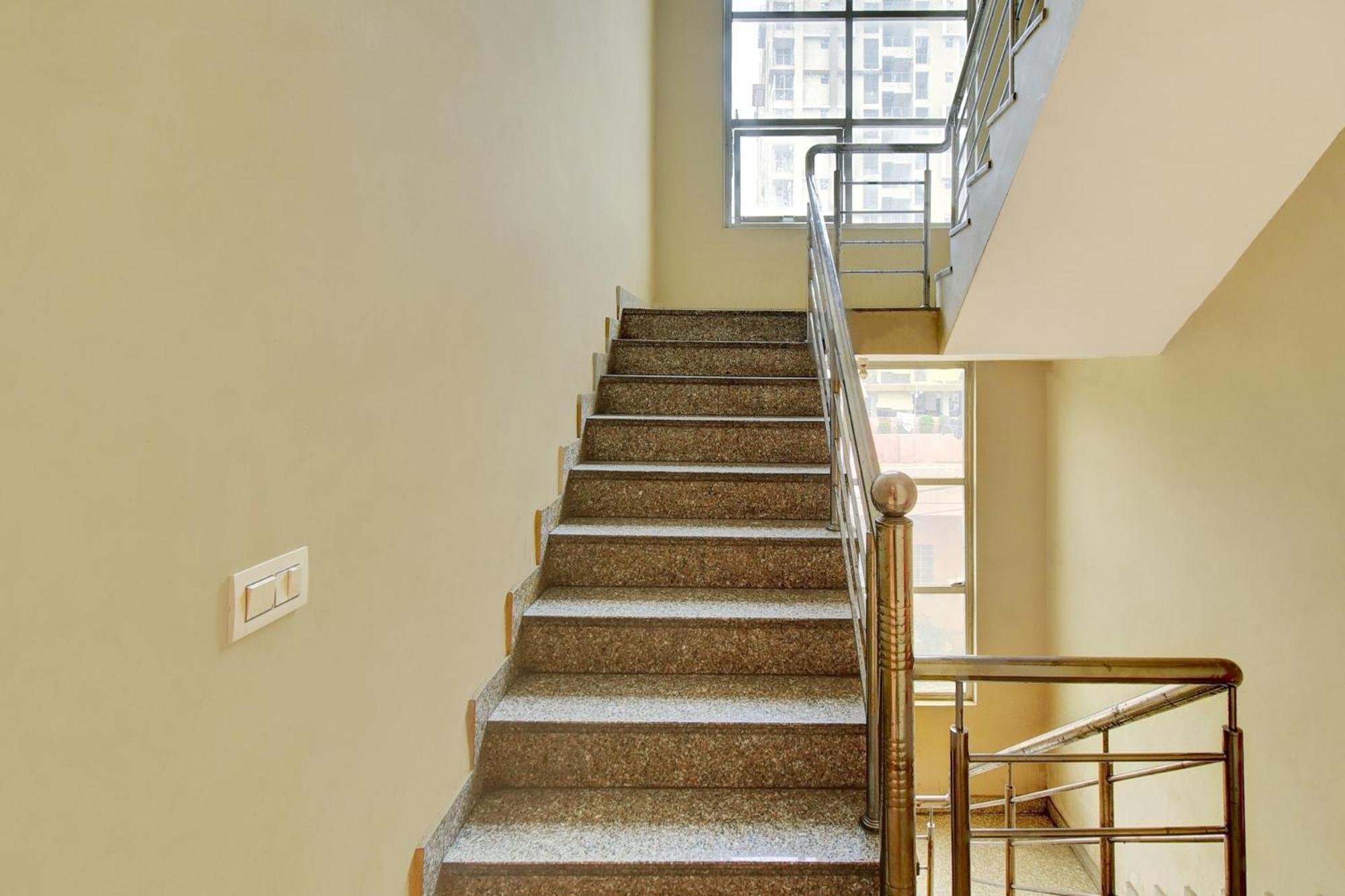 Hotel Collection O Abhay 4*