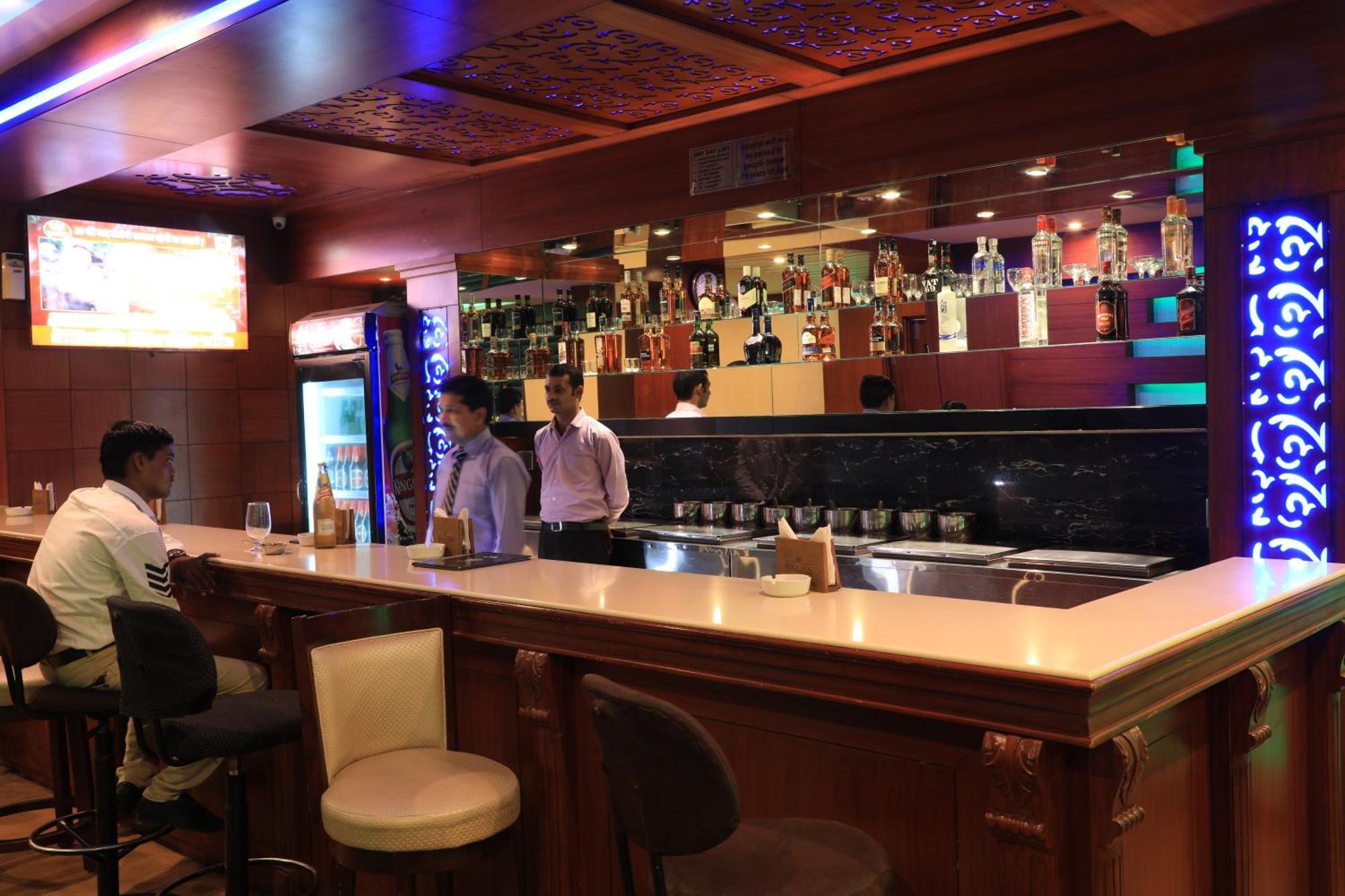Cosmos Raj Plaza 3* Jaipur