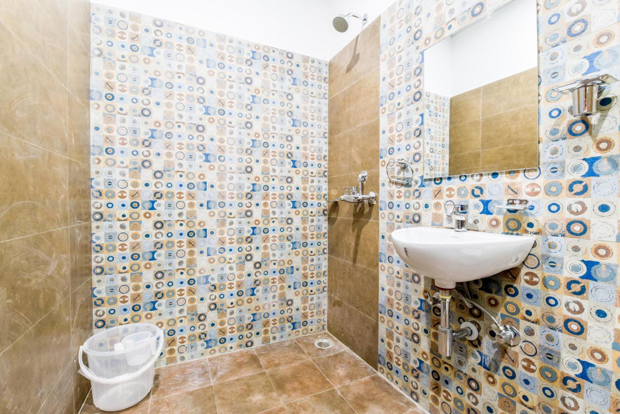 Helo Vaishali Nagar Hotel