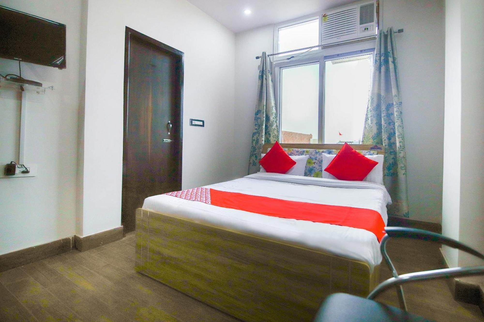 Hotel O Blooming Beds