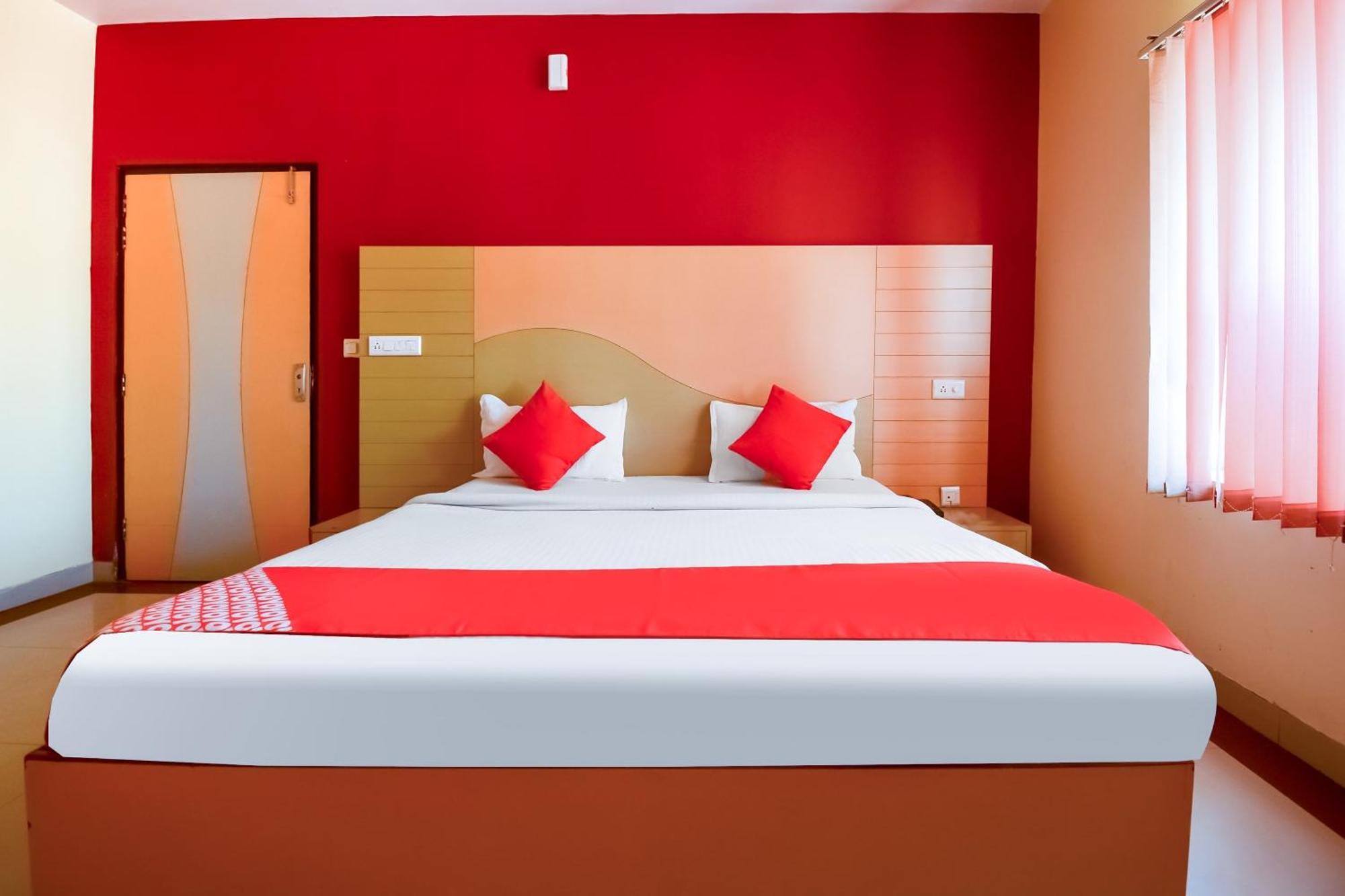 Hotel O Samar Palace 4*