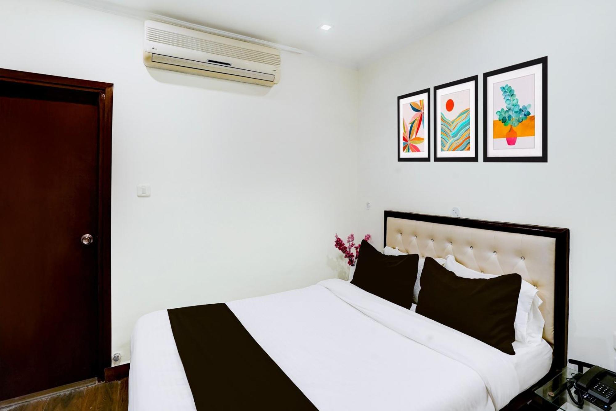 Super Townhouse Girdhar Marg Formerly Srida Hotel Jaipur