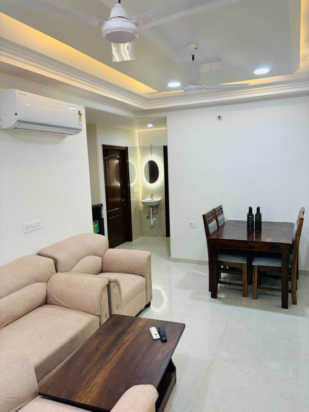 The Rainbow Retreat By Divine Hospitality 3*