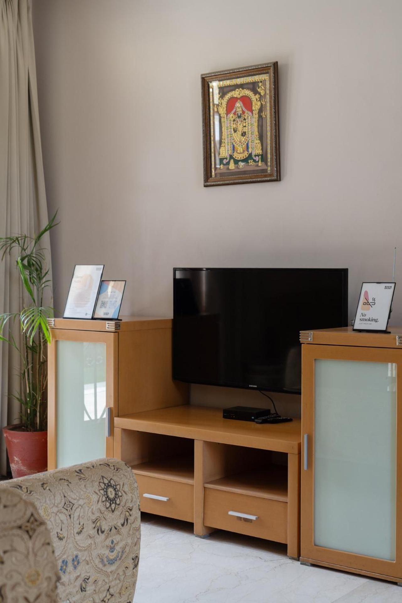 Villa Stayvista's Krishnalaya Mansion: Luxurious Retreat With Indoor Pool & Leisure Amenities Jaipur