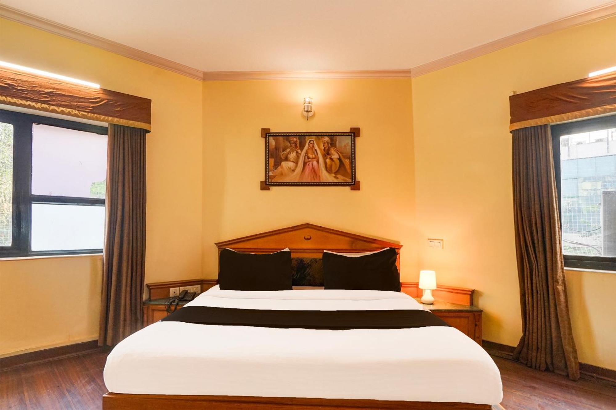 Super Townhouse Subhash Nagar Formerly Royal Palazzo Hotel Jaipur