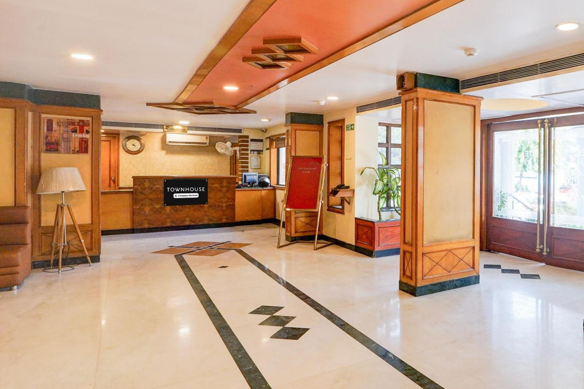 Super Townhouse Subhash Nagar Formerly Royal Palazzo Hotel Jaipur