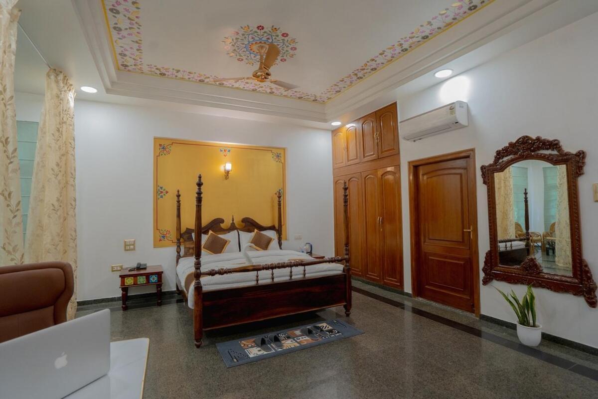 The Palace - 6 Garden With Bathtubs And Jacuzzi * Jaipur