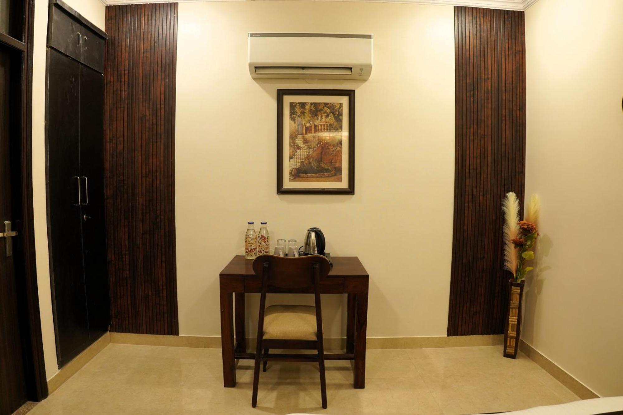 Villa Palm Kothi- 3bhk Duplex In *