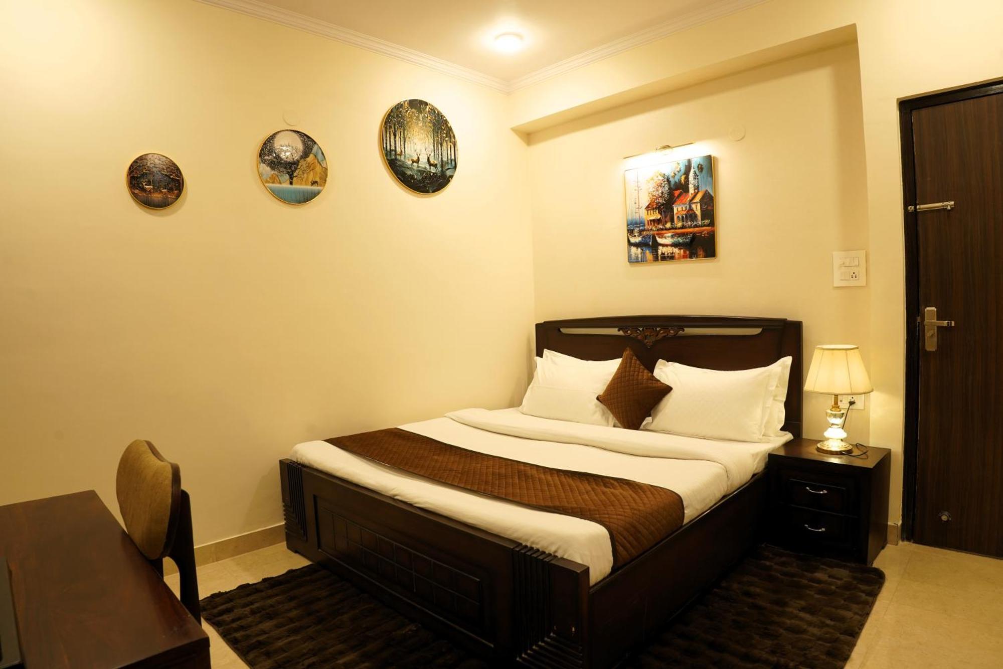 Palm Kothi- 3bhk Duplex In *