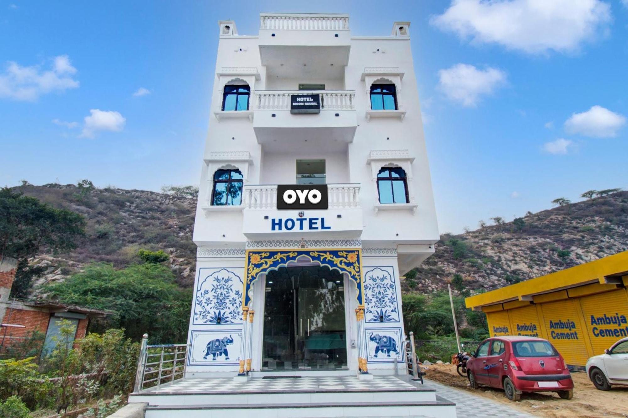 Hotel O Moon Mahal 3*