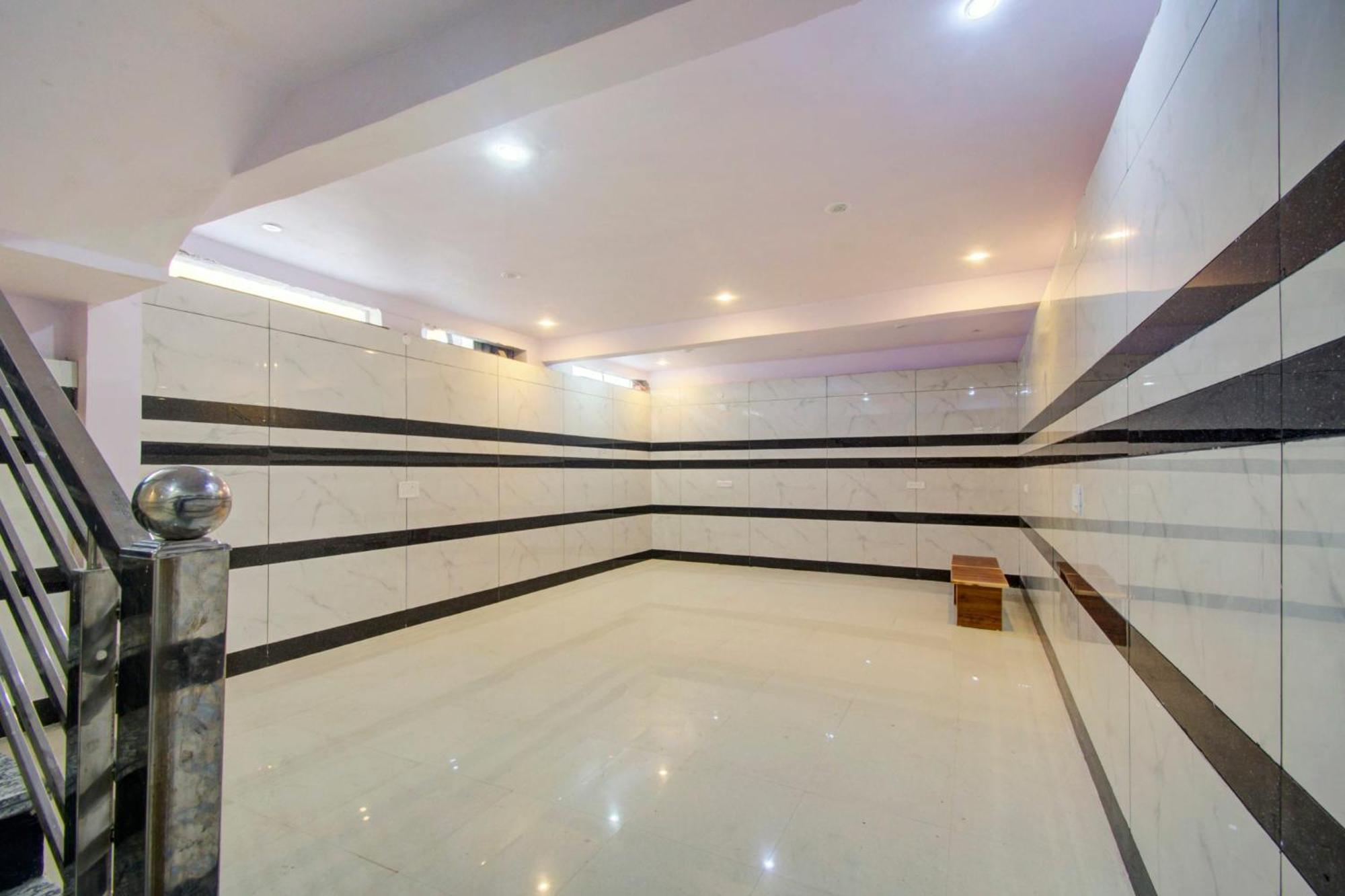 O Moon Mahal Hotel 3*