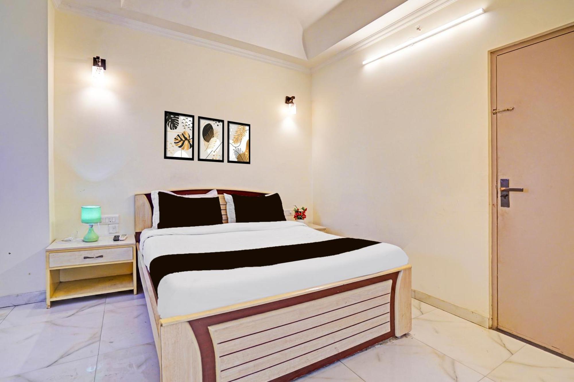 Townhouse Oak Nirman Nagar Mansarovar