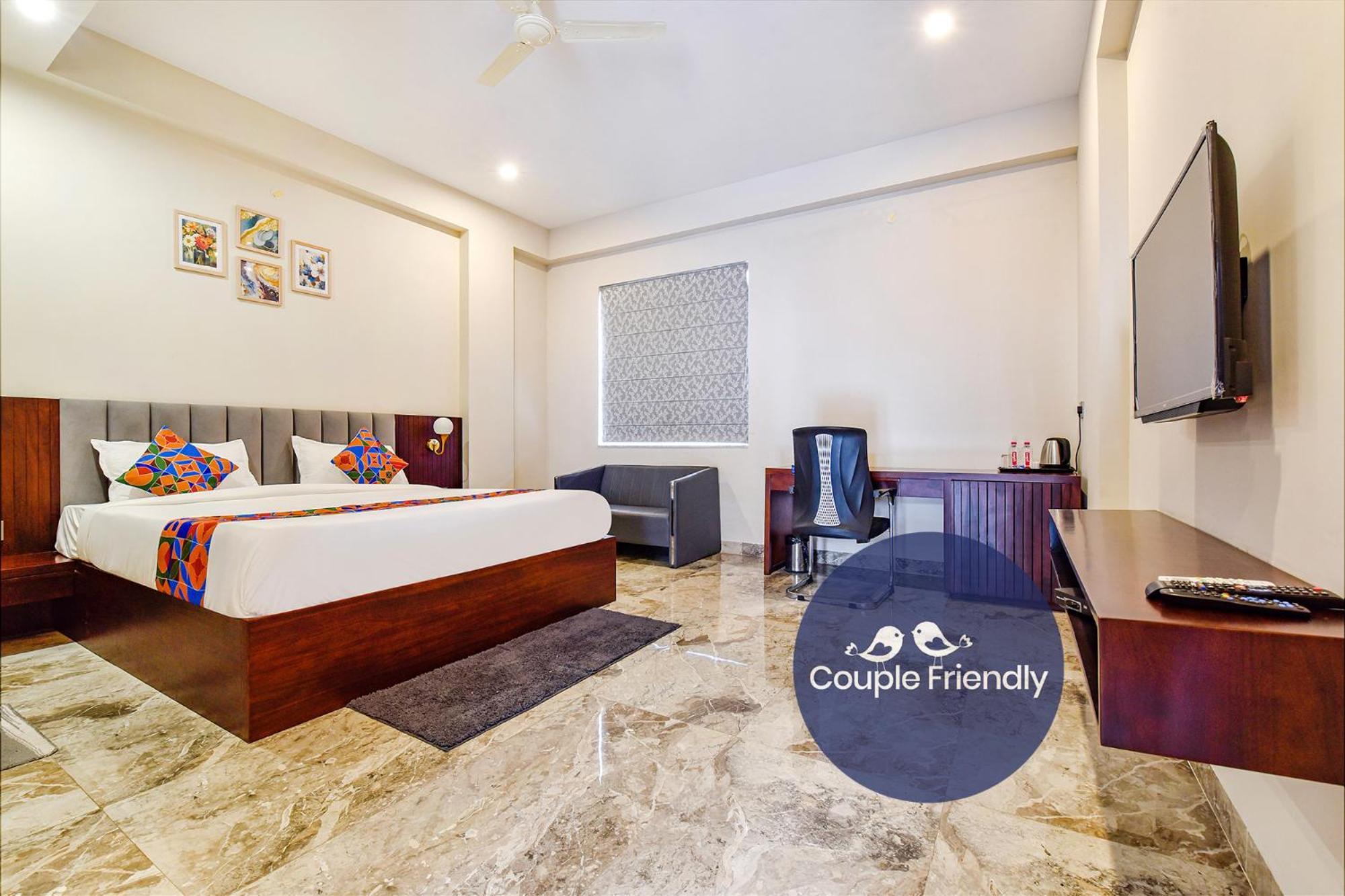 Fabhotel Pravaasam Residency Hotel