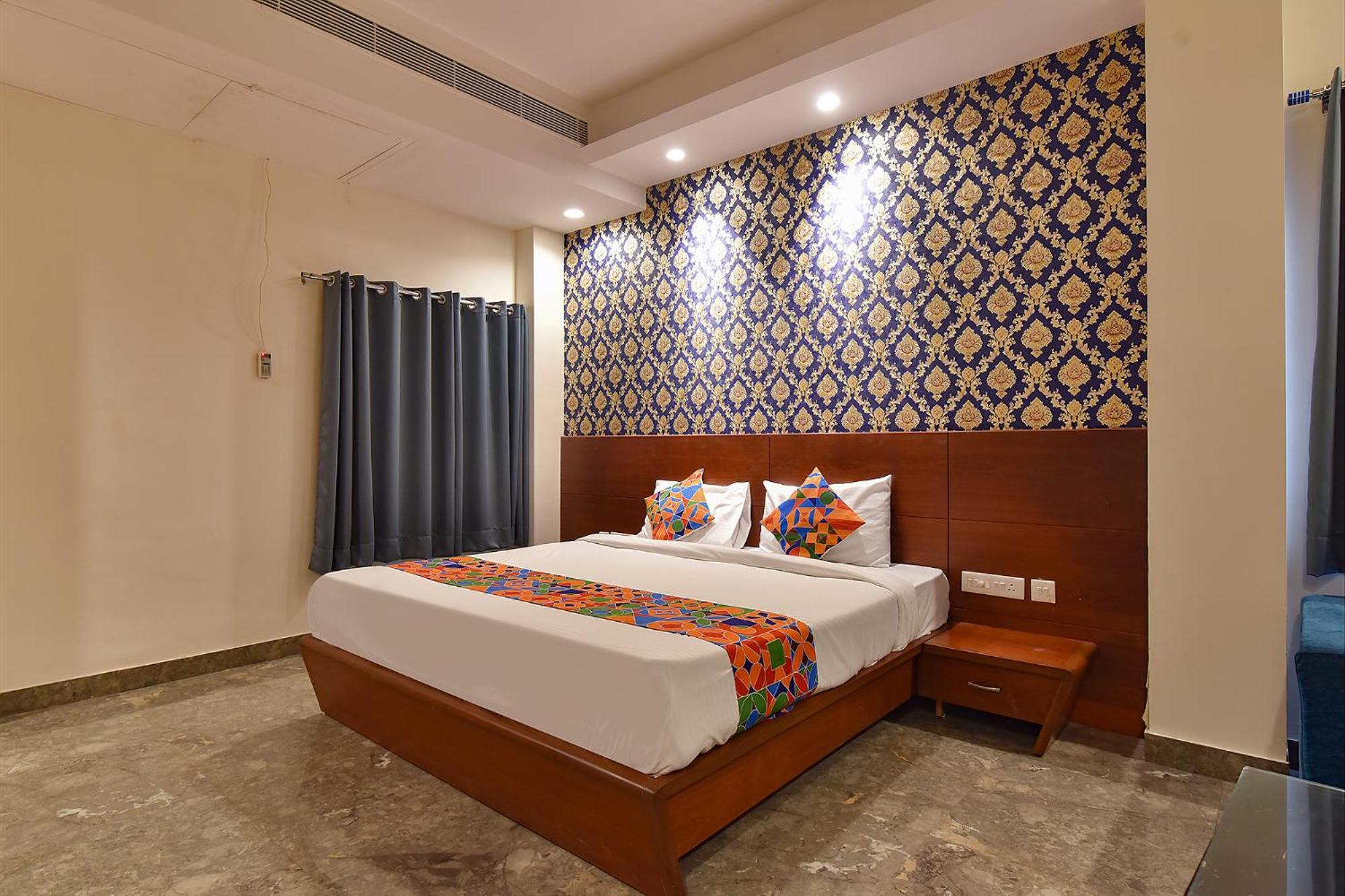 Hotel Fabhotel The Wind Palace 3*
