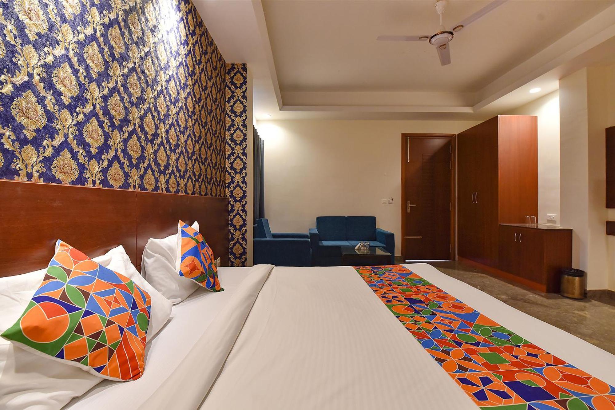 Hotel Fabhotel The Wind Palace 3*