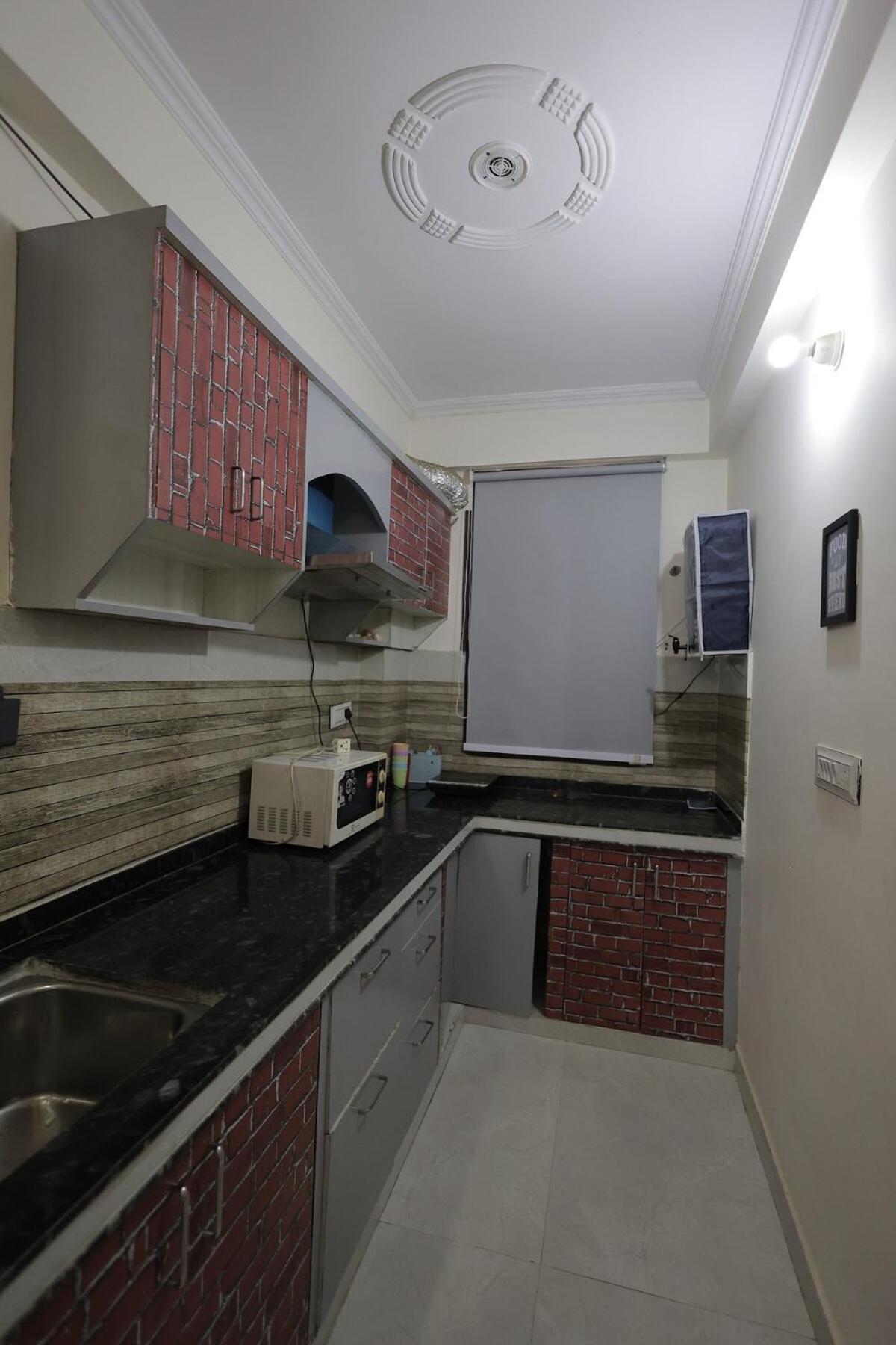 Apartment 2 Bhk Crush
