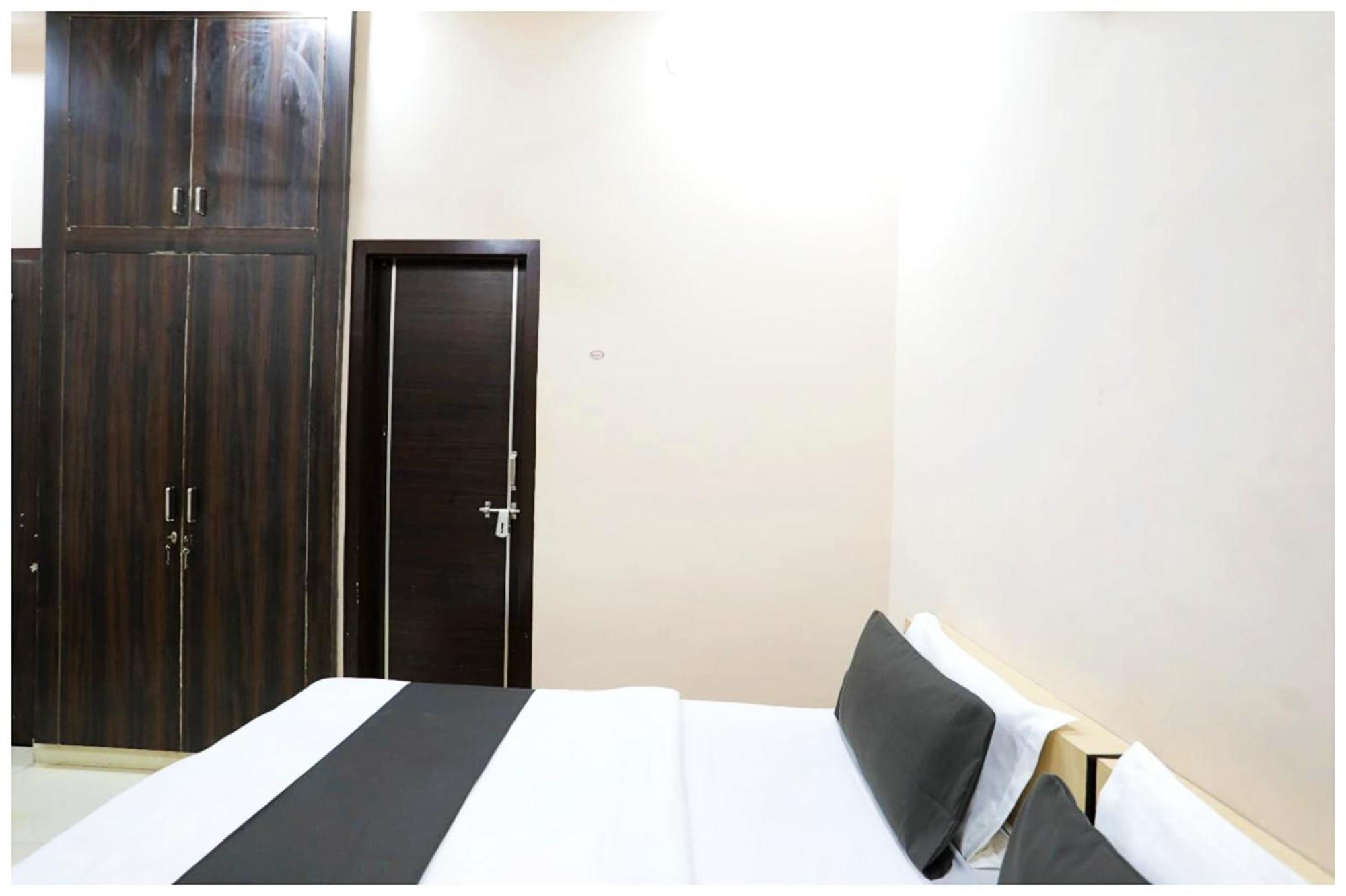 Superior Dev Near Park Hotel Jaipur