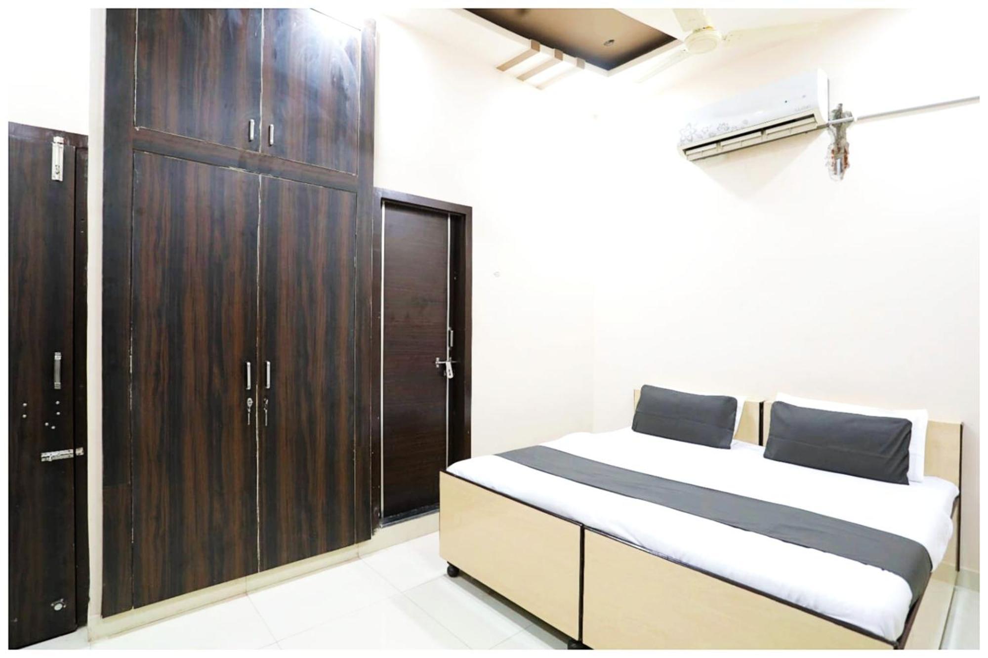 Superior Dev Near Park Hotel Jaipur