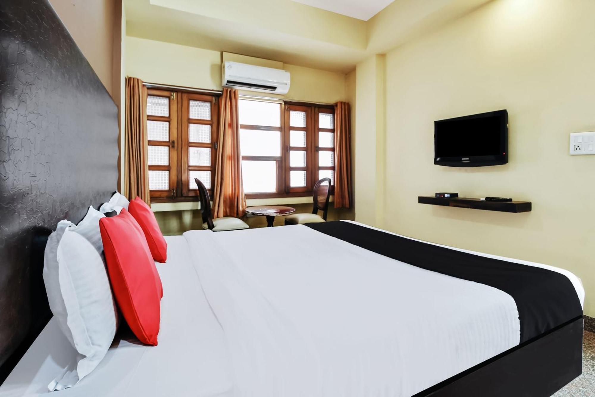 Hotel O Garden View *
