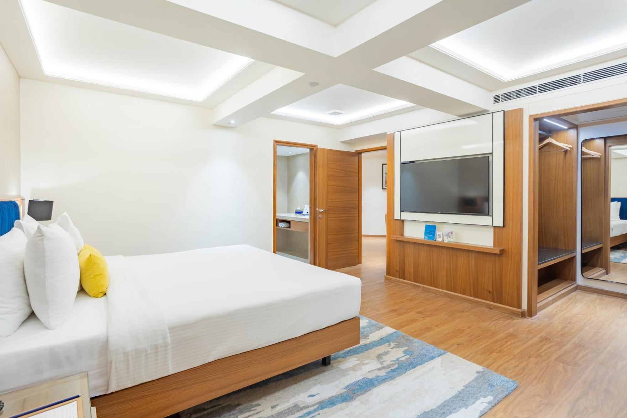 Golden Tulip Hotel Jaipur