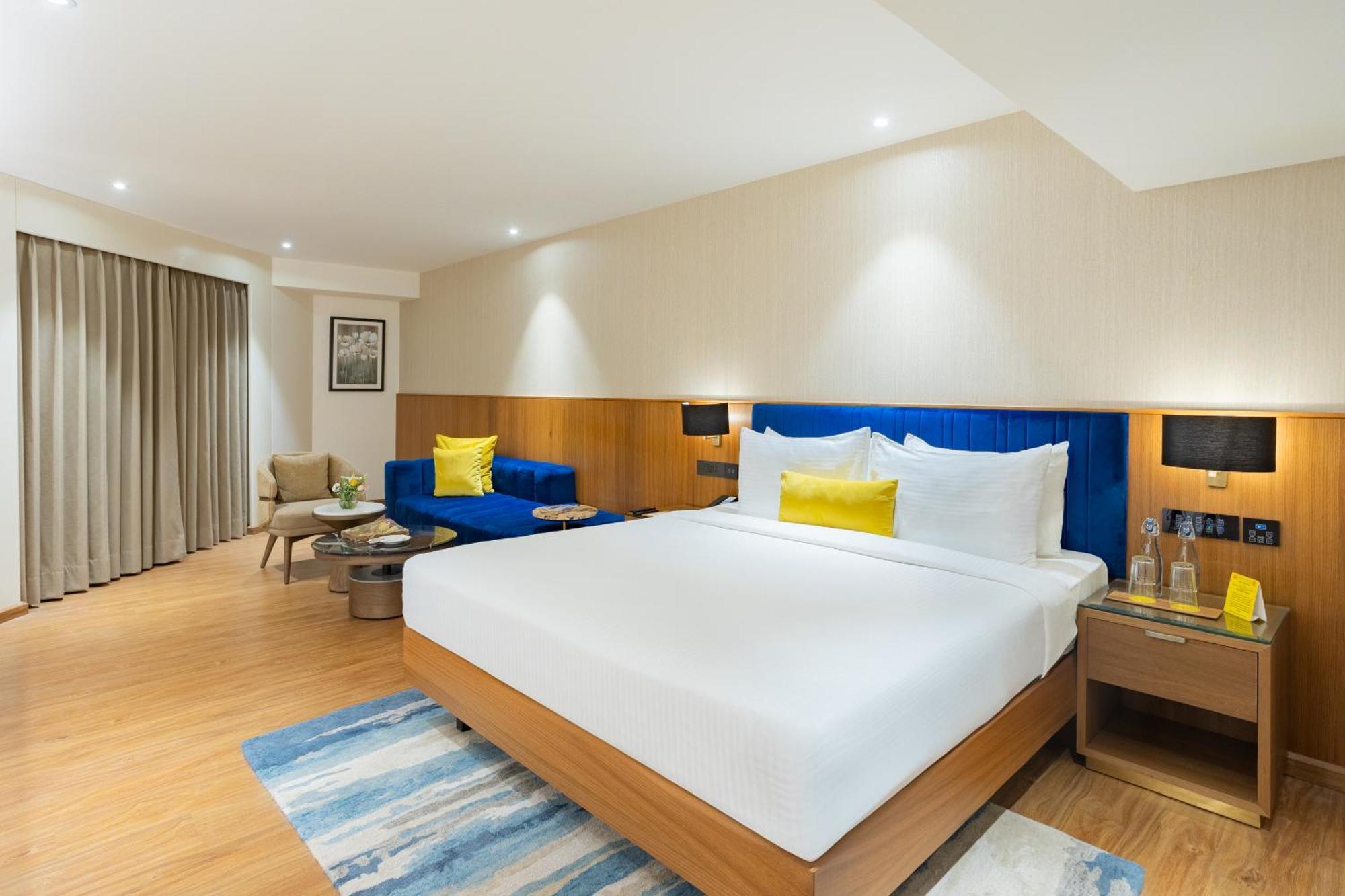 Golden Tulip 5* Jaipur