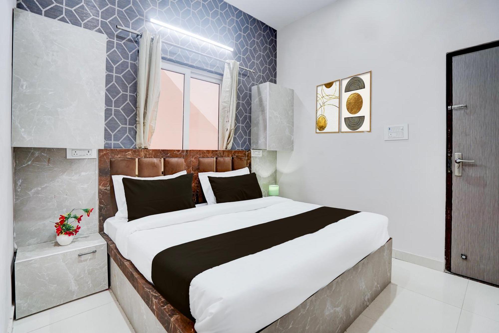 Super Townhouse Vasundra Nagar Formerly Joystel Hotel