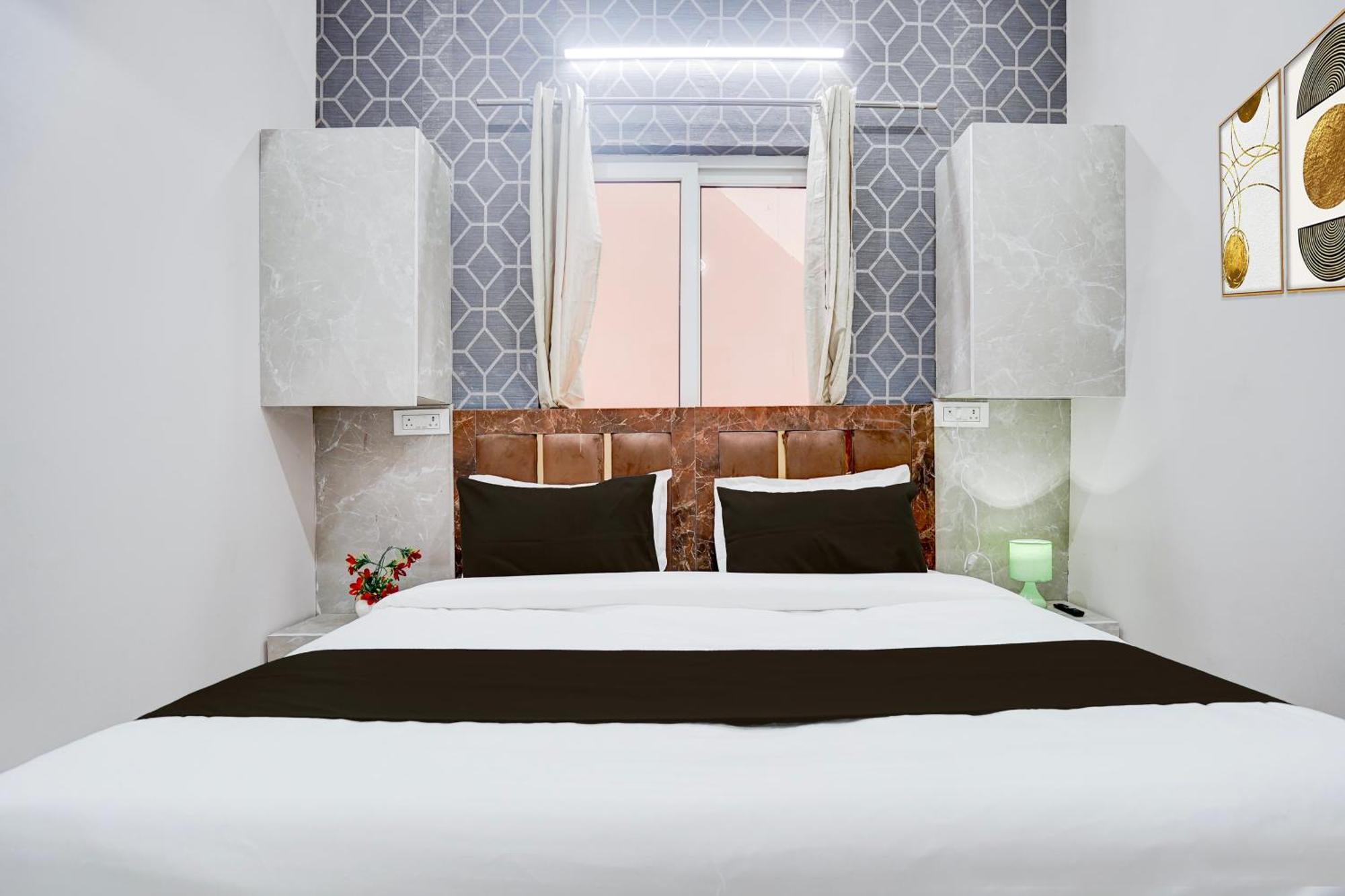 Hotel Super Townhouse Vasundra Nagar Formerly Joystel