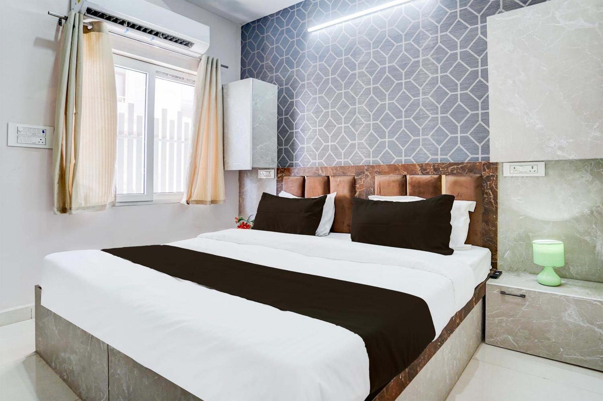 Hotel Super Townhouse Vasundra Nagar Formerly Joystel *