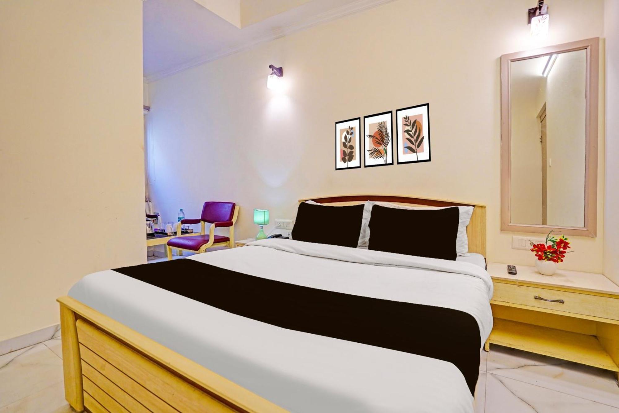Townhouse Oak Nirman Nagar Mansarovar Formerly The Tulip Regency Jaipur