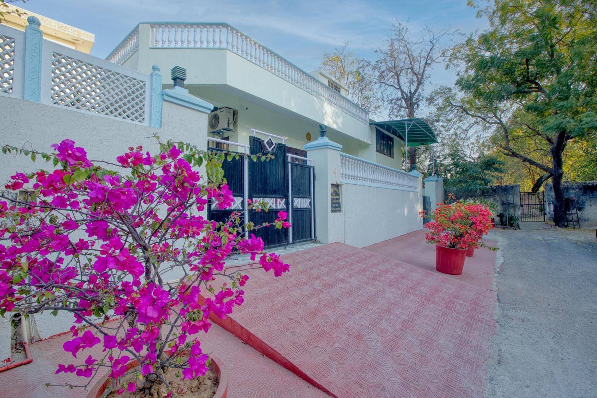 Pilot's Lounge Jaipur