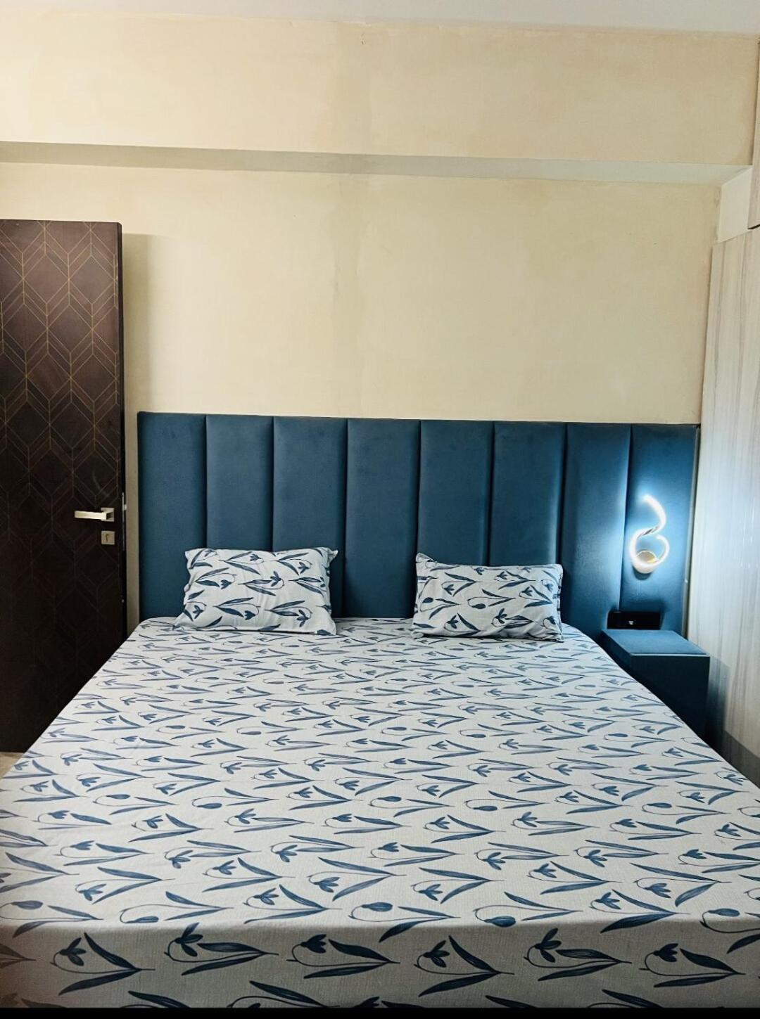 Blu - Luxe 2bhk In Apartment Jaipur