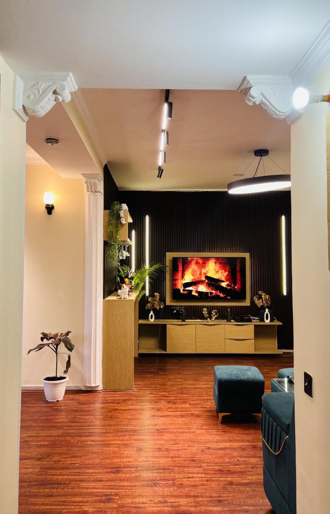 Blu - Luxe 2bhk In *