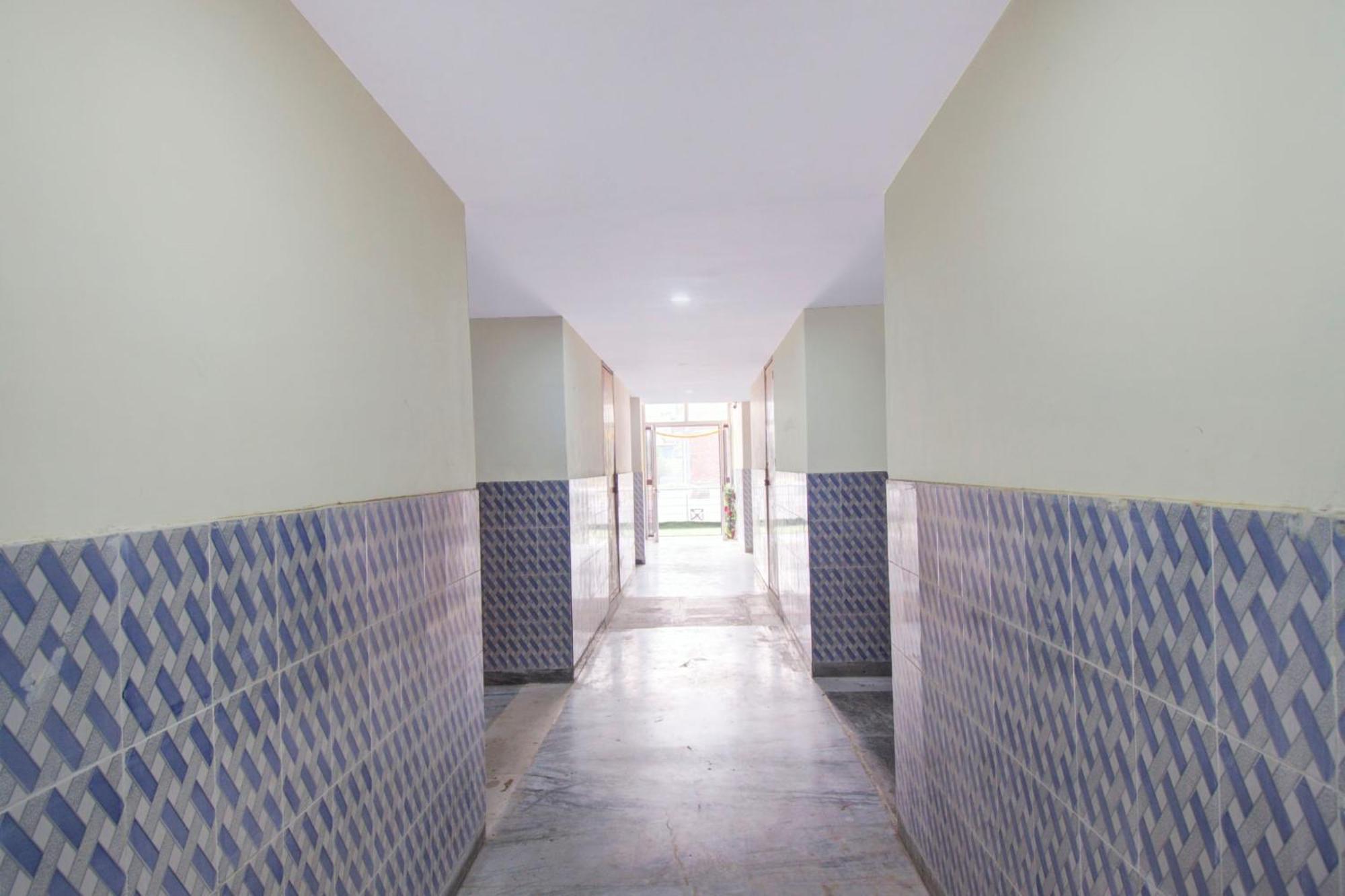 Hotel O Tanu Palace 4*