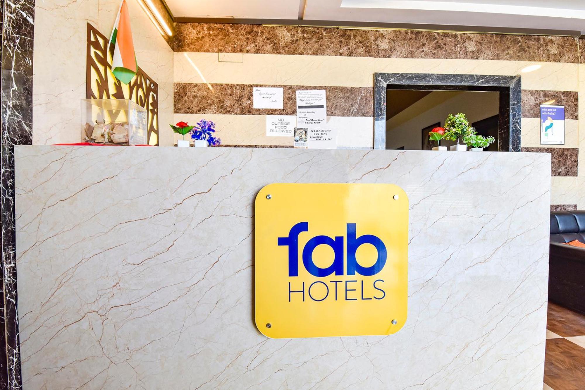 Fabhotel Dream Palace Hotel