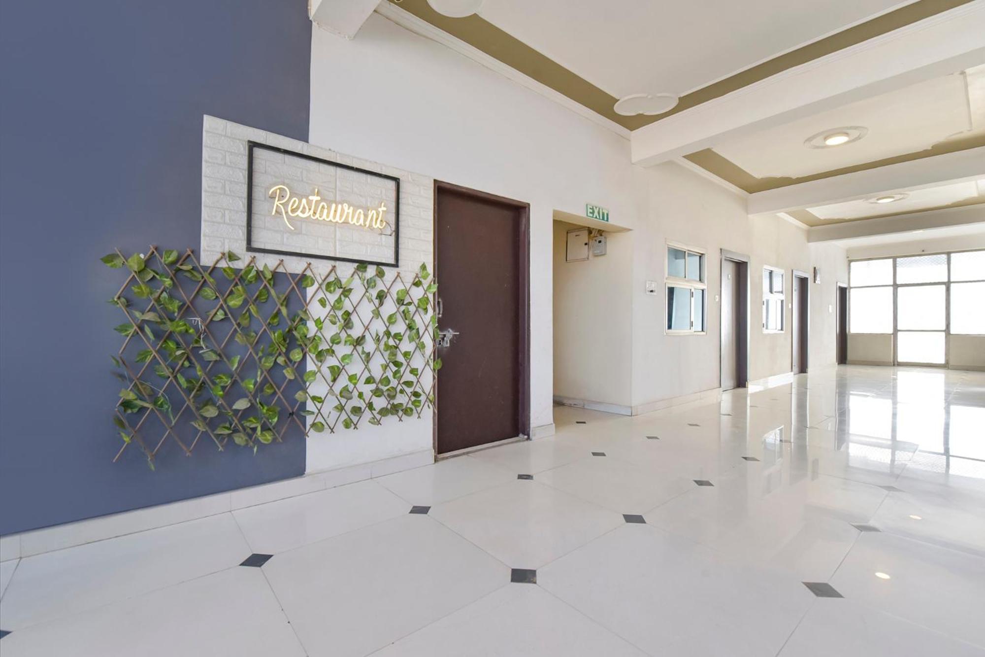 Fabhotel Dream Palace Hotel Jaipur
