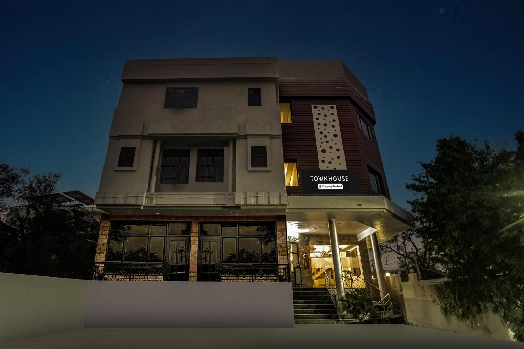 Hotel Super Townhouse Sikar Road Formerly Aroma